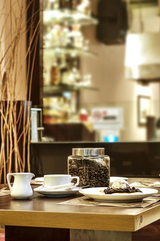 Cipta Hotel Wahid Hasyim Dżakarta Zewnętrze zdjęcie