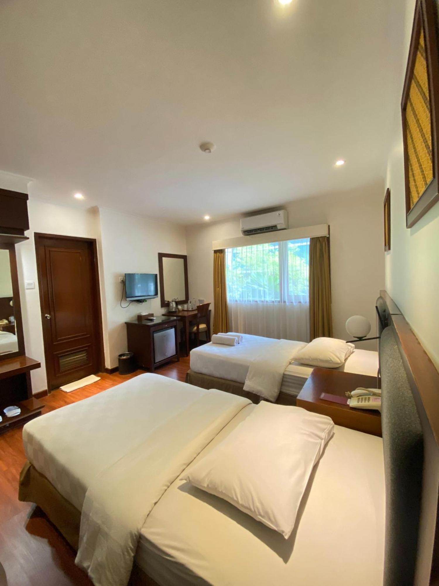 Cipta Hotel Wahid Hasyim Dżakarta Zewnętrze zdjęcie