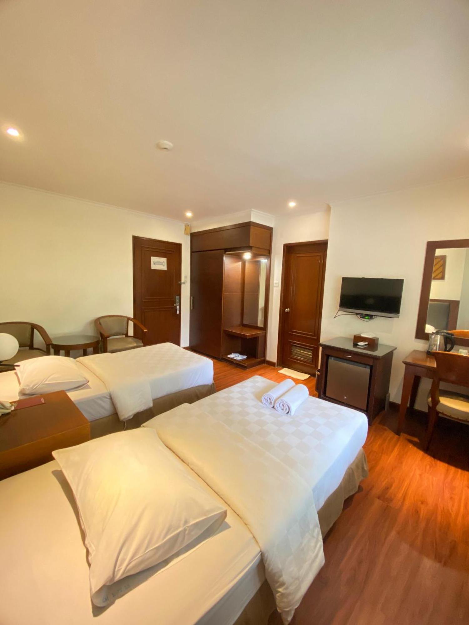 Cipta Hotel Wahid Hasyim Dżakarta Zewnętrze zdjęcie